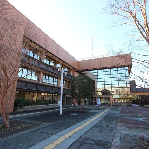 リベロ王禅寺西